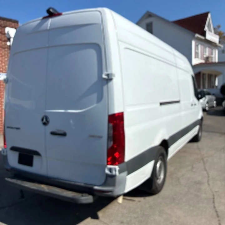 2021 Mercedes-Benz VS30 Sprinter - Image 5 of 10
