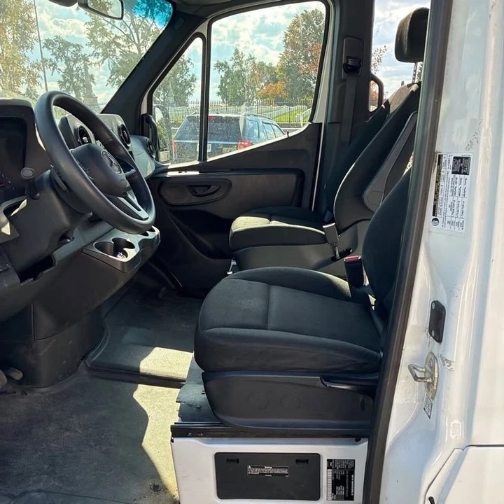 2021 Mercedes-Benz VS30 Sprinter - Image 6 of 10