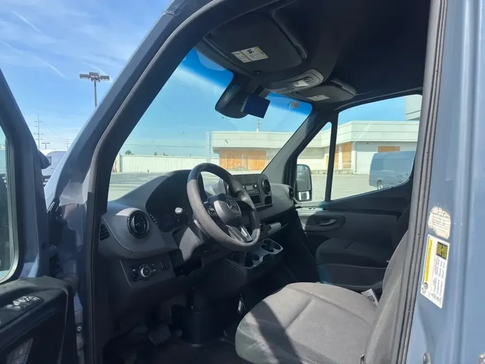 2021 Mercedes-Benz VS30 Sprinter - Image 10 of 10