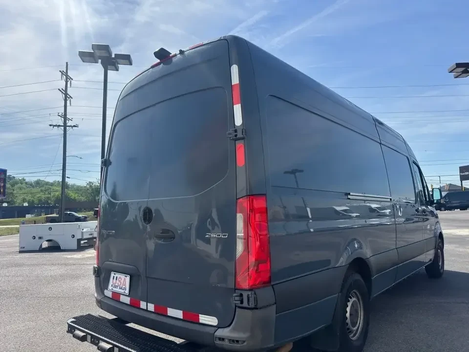 2021 Mercedes-Benz VS30 Sprinter - Image 5 of 10