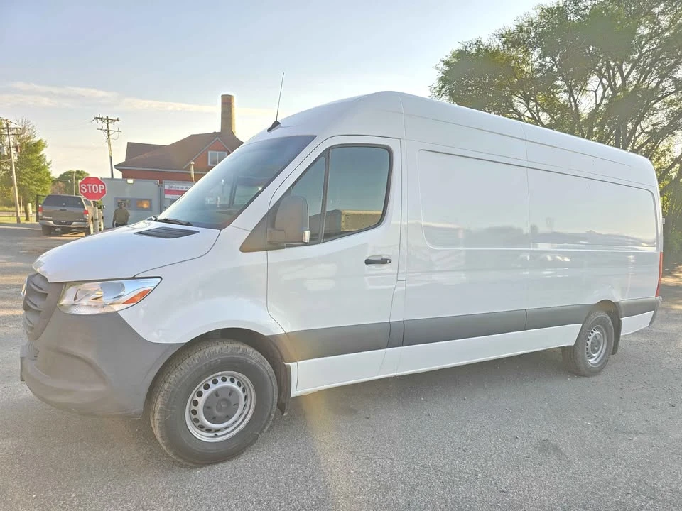 2021 Mercedes-Benz VS30 Sprinter - Image 7 of 12