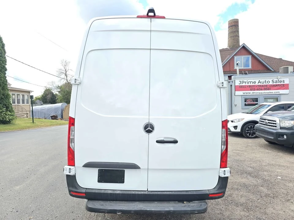 2021 Mercedes-Benz VS30 Sprinter - Image 4 of 17