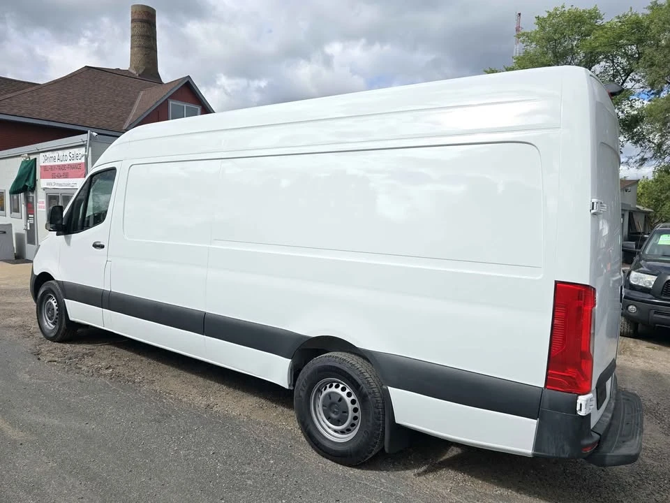 2021 Mercedes-Benz VS30 Sprinter - Image 6 of 17