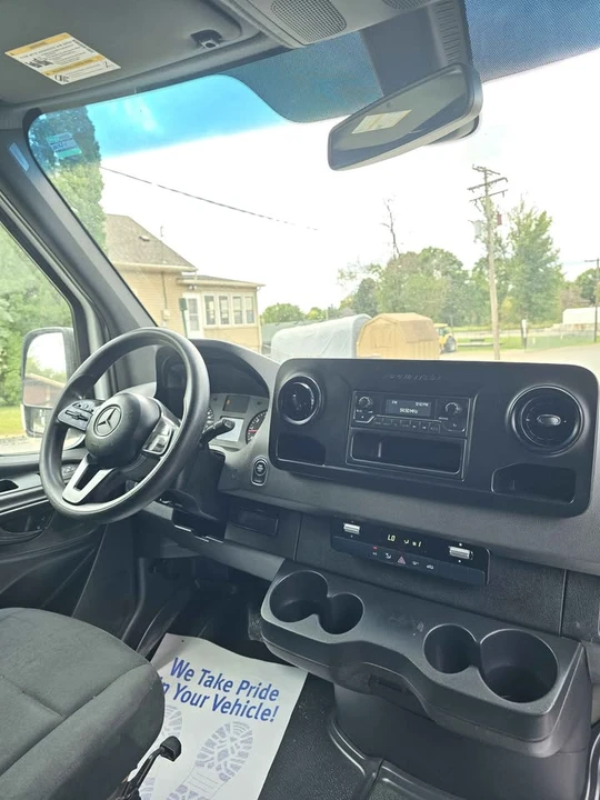 2021 Mercedes-Benz VS30 Sprinter - Image 13 of 17