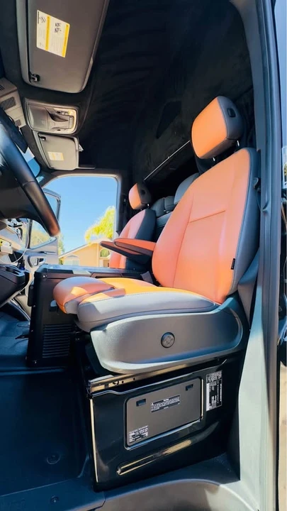 2021 Mercedes-Benz VS30 Sprinter - Image 6 of 12