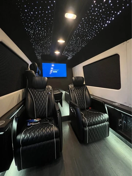 2021 Mercedes-Benz VS30 Sprinter - Image 14 of 19