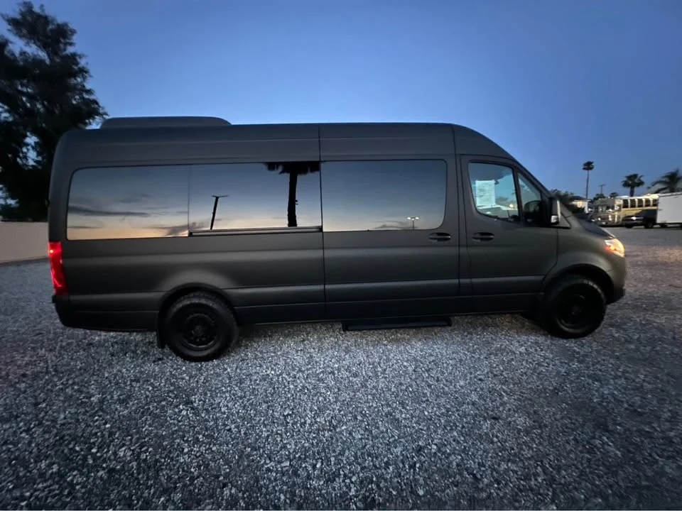 2021 Mercedes-Benz VS30 Sprinter - Image 8 of 19