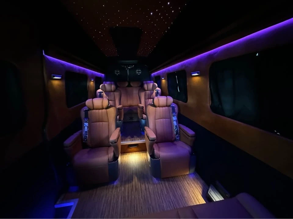 2021 Mercedes-Benz VS30 Sprinter - Image 8 of 12