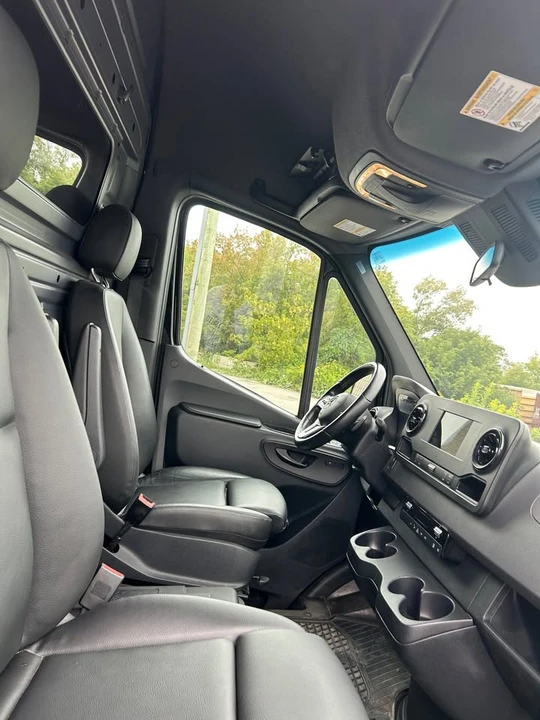 2021 Mercedes-Benz VS30 Sprinter - Image 7 of 10