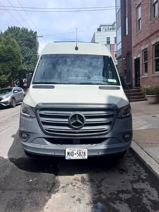 2021 Mercedes-Benz VS30 Sprinter - Image 2 of 22