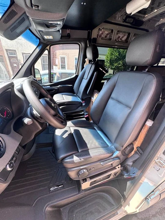 2021 Mercedes-Benz VS30 Sprinter - Image 11 of 22