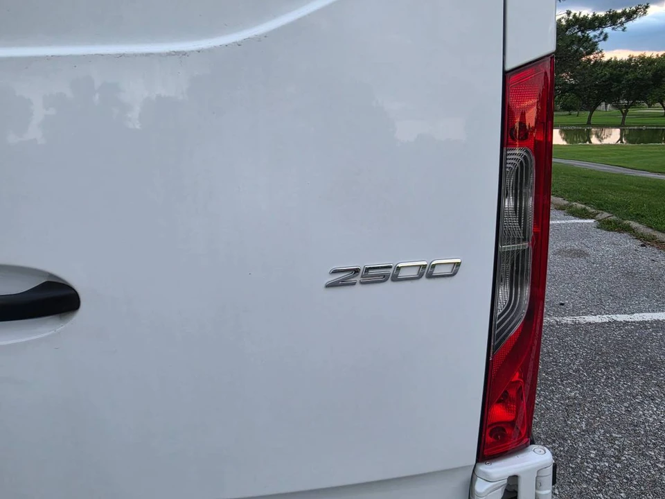 2021 Mercedes-Benz VS30 Sprinter - Image 9 of 23
