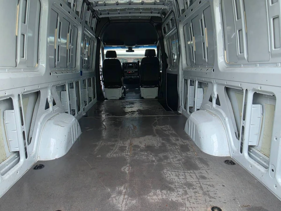 2021 Mercedes-Benz VS30 Sprinter - Image 22 of 23