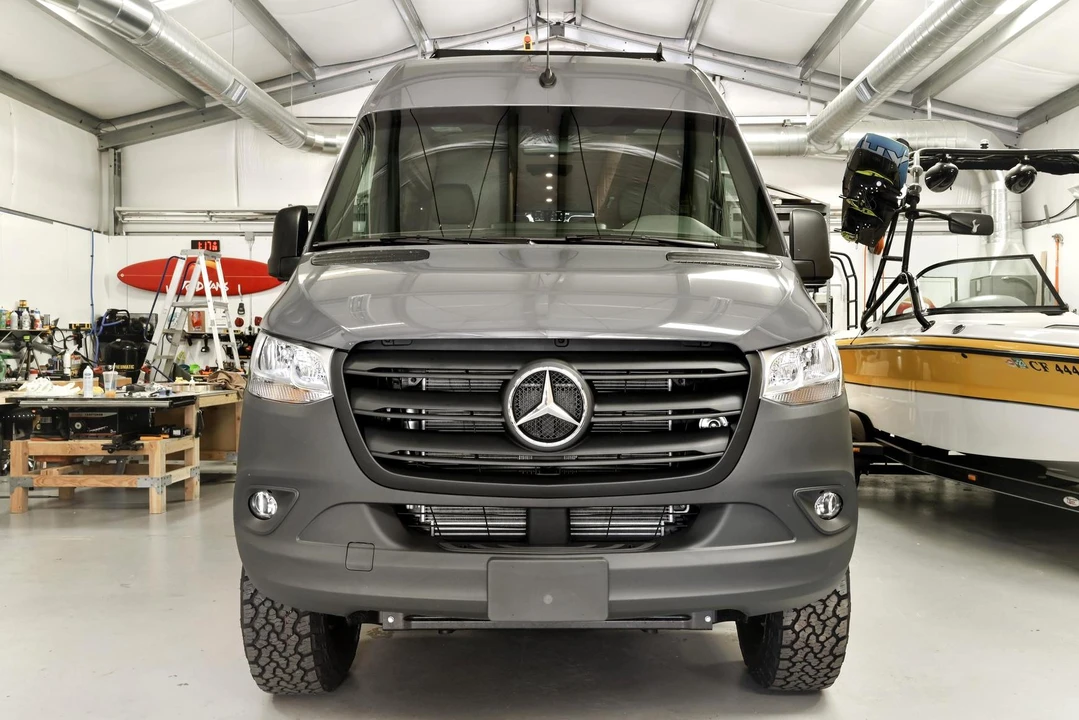2021 Mercedes-Benz VS30 Sprinter - Image 2 of 31