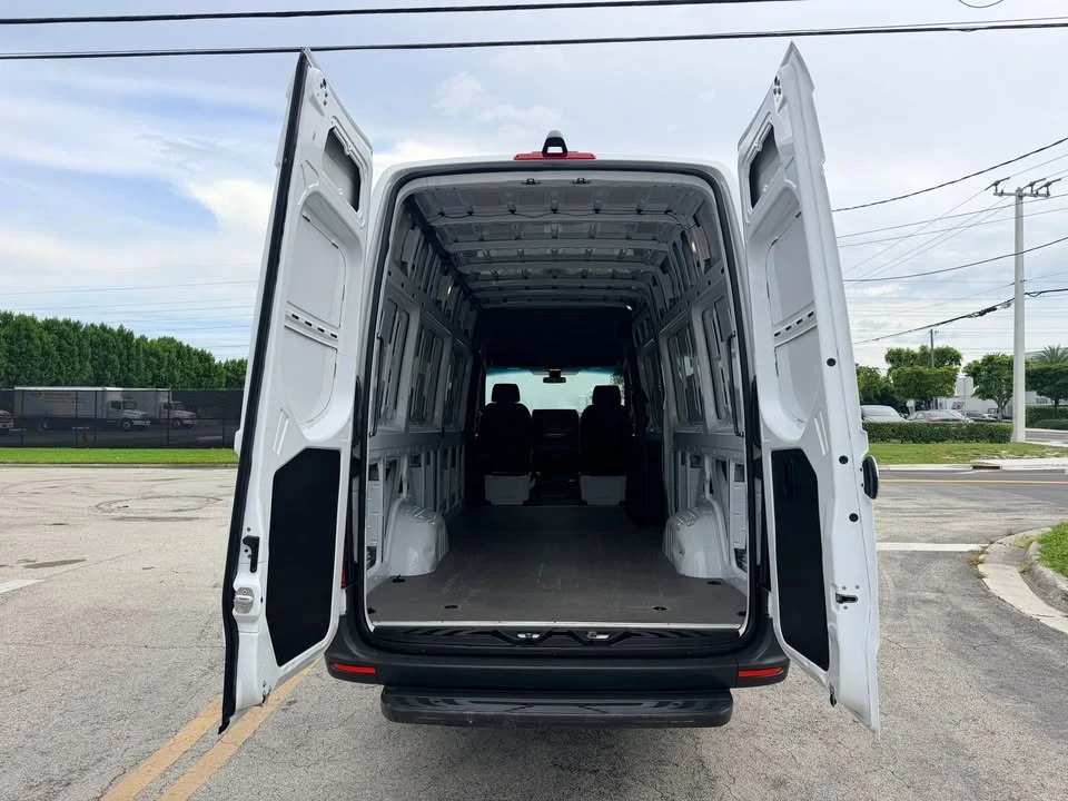 2021 Mercedes-Benz VS30 Sprinter - Image 11 of 13