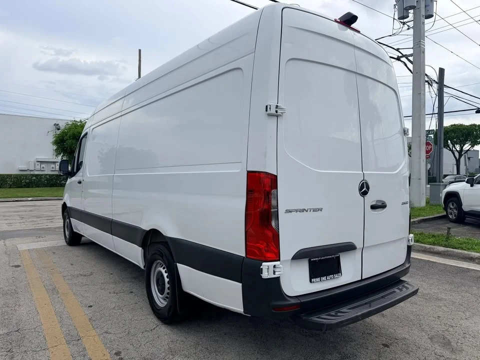 2021 Mercedes-Benz VS30 Sprinter - Image 8 of 13