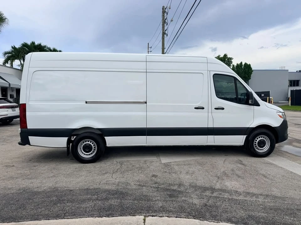 2021 Mercedes-Benz VS30 Sprinter - Image 13 of 13