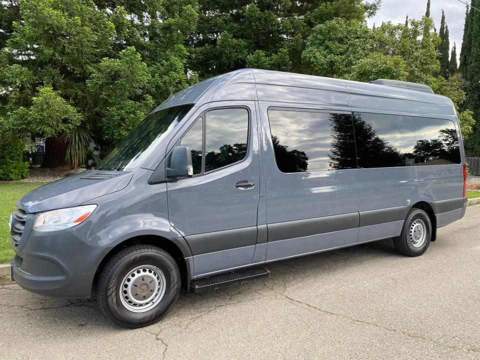 2021 Mercedes-Benz VS30 Sprinter - Image 2 of 7