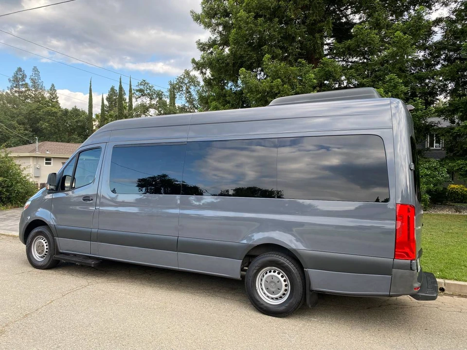 2021 Mercedes-Benz VS30 Sprinter - Image 3 of 8