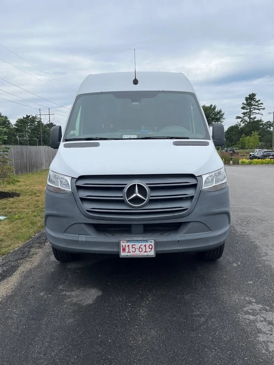2021 Mercedes-Benz VS30 Sprinter - Image 2 of 2