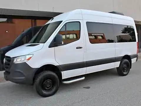 2021 Mercedes-Benz Sprinter 4x4 12-Passenger Van