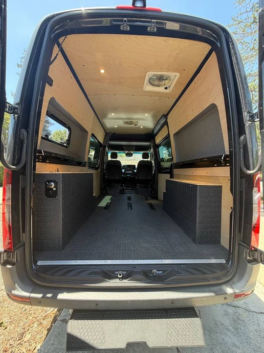 2021 Mercedes-Benz VS30 Sprinter - Image 18 of 19