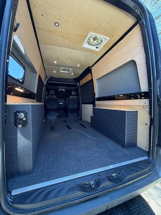 2021 Mercedes-Benz VS30 Sprinter - Image 13 of 19