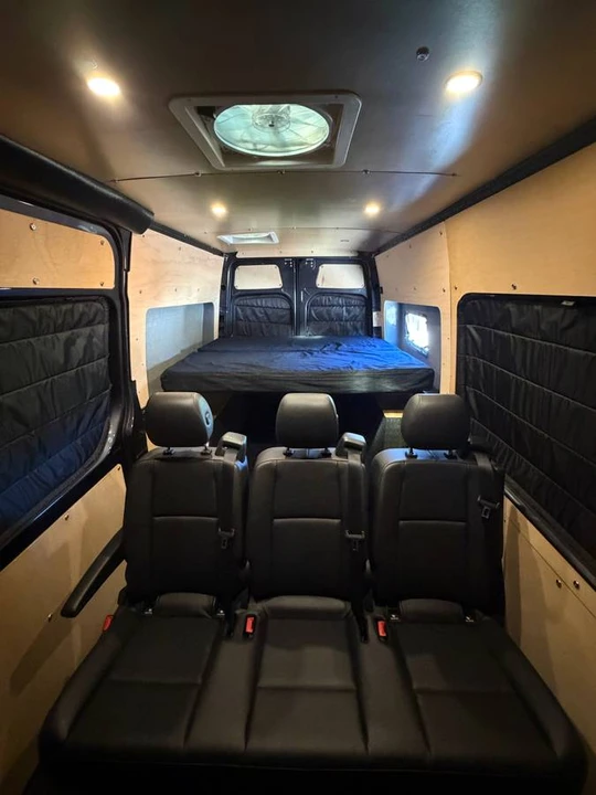 2021 Mercedes-Benz VS30 Sprinter - Image 10 of 19