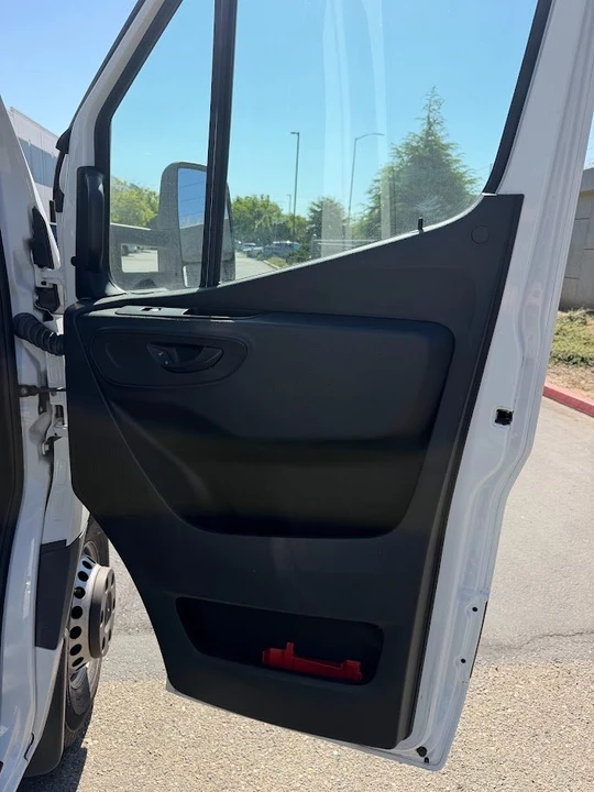 2021 Mercedes-Benz VS30 Sprinter - Image 13 of 17