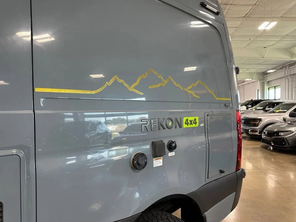 2021 Mercedes-Benz VS30 Sprinter - Image 9 of 20