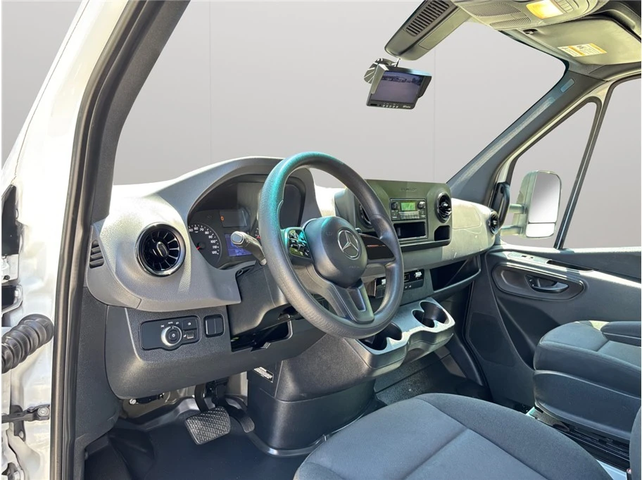 2021 Mercedes-Benz VS30 Sprinter - Image 6 of 21