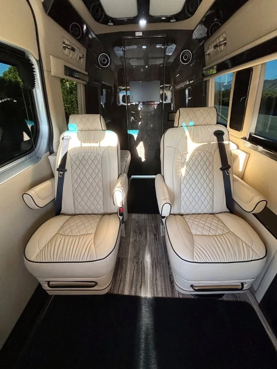 2021 Mercedes-Benz VS30 Sprinter - Image 10 of 20
