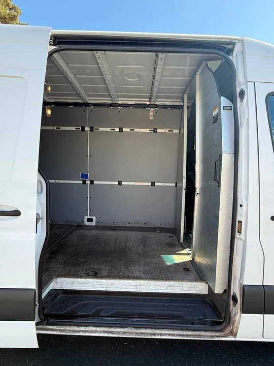 2021 Mercedes-Benz VS30 Sprinter - Image 7 of 10
