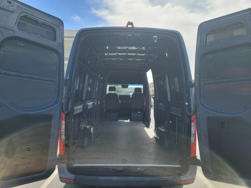 2021 Mercedes-Benz VS30 Sprinter - Image 11 of 20