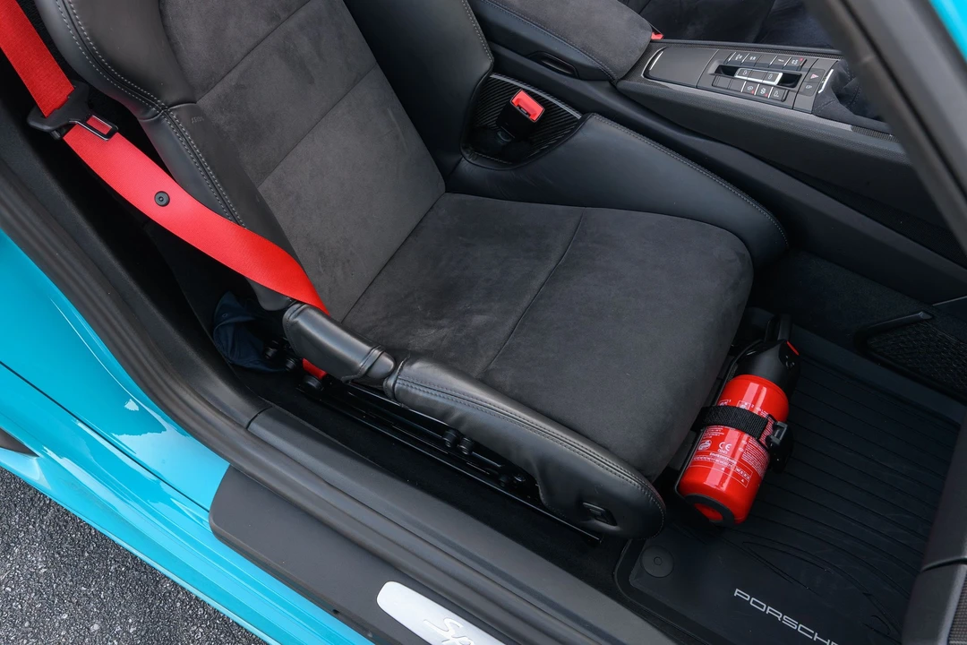 2021 Porsche 718 Boxster Spyder - Image 15 of 19