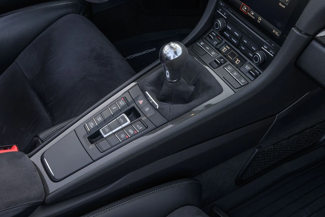 2021 Porsche 718 Boxster Spyder - Image 13 of 19