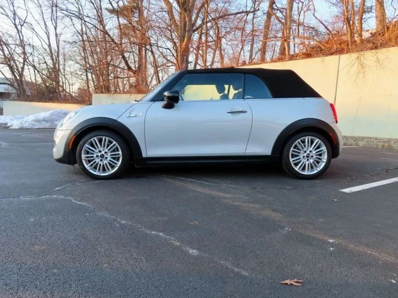 2021 Mini Mini Cooper S 3rd Gen - Image 11 of 12