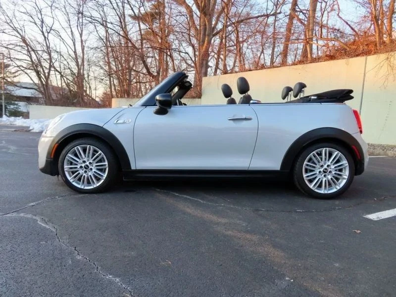 2021 Mini Mini Cooper S 3rd Gen - Image 9 of 12