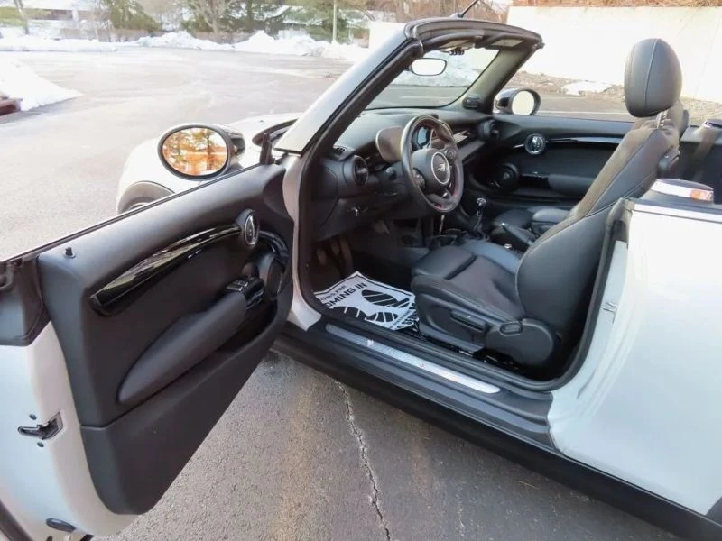 2021 Mini Mini Cooper S 3rd Gen - Image 6 of 12