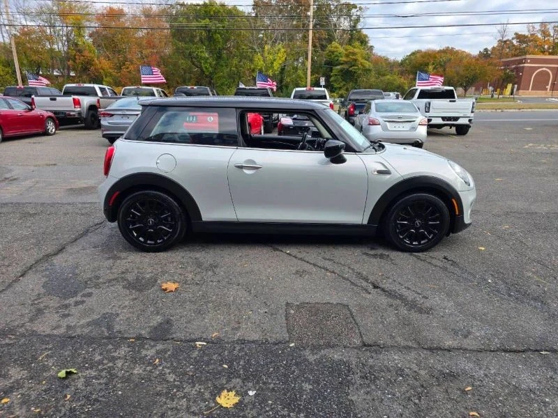 2021 Mini Mini 3rd Gen - Image 3 of 7