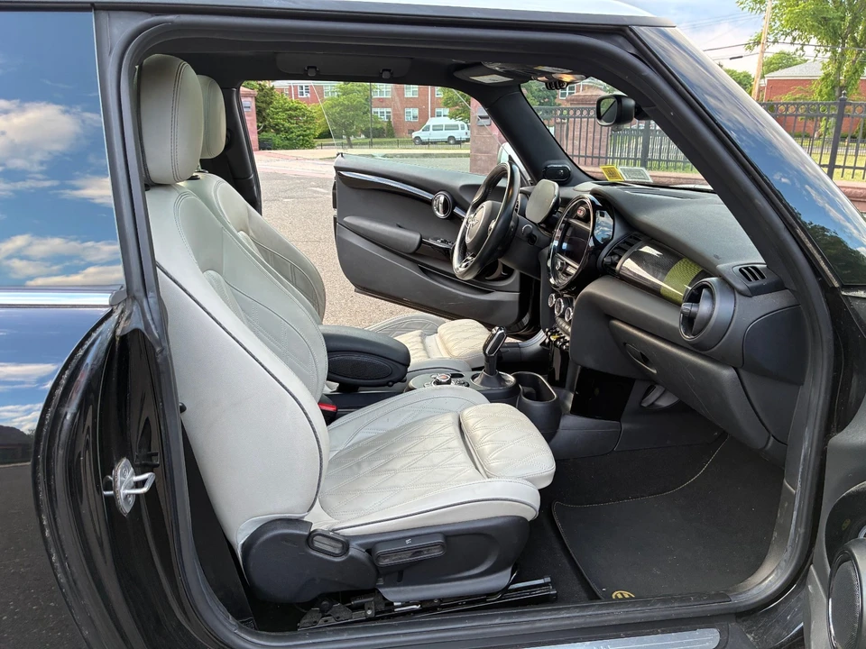 2021 Mini Mini 3rd Gen - Image 19 of 20
