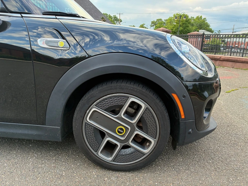 2021 Mini Mini 3rd Gen - Image 14 of 20
