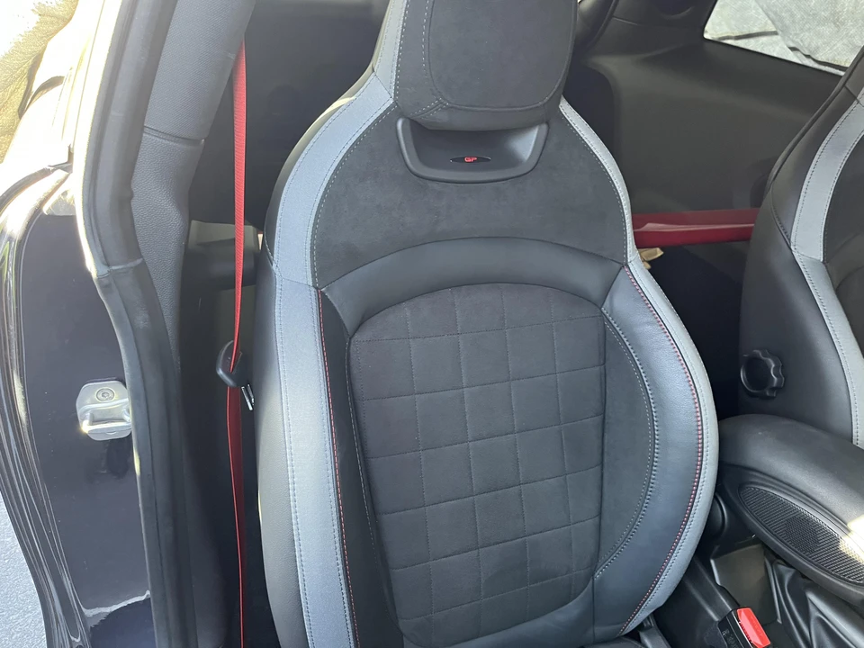 2021 Mini Mini John Cooper Works 3rd Gen - Image 30 of 31