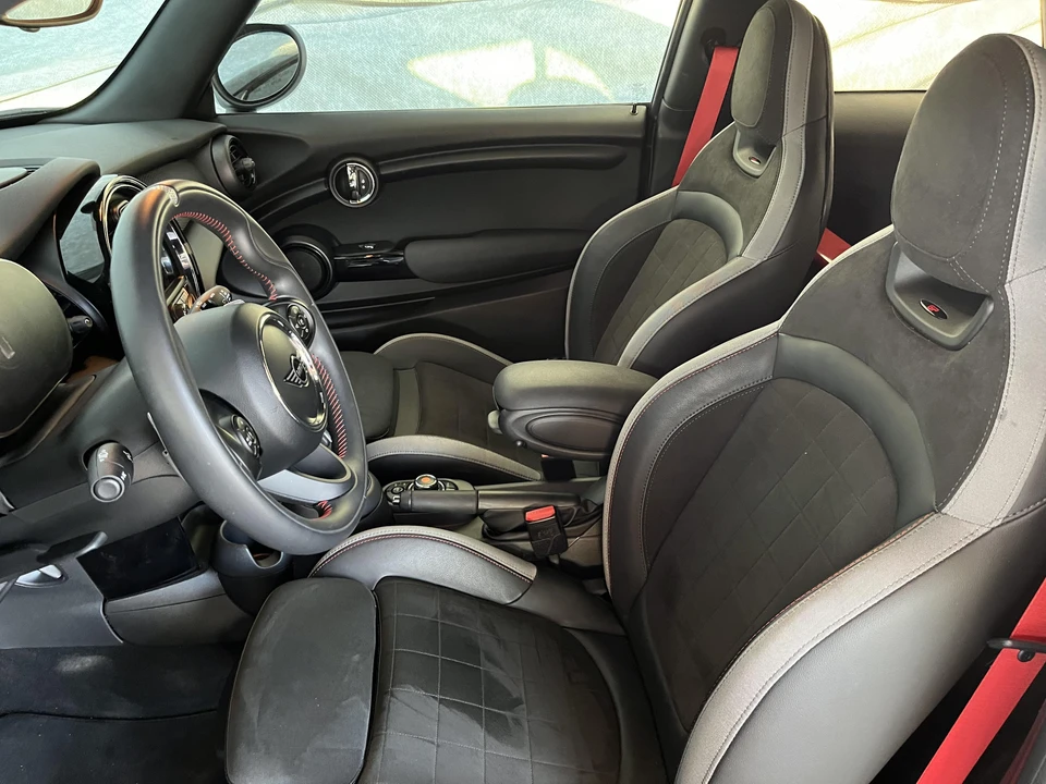 2021 Mini Mini John Cooper Works 3rd Gen - Image 28 of 31
