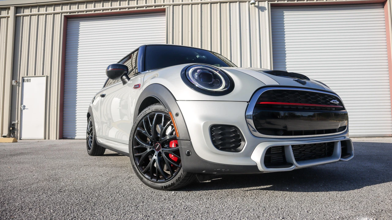 2021 Mini Mini John Cooper Works 3rd Gen - Image 16 of 31