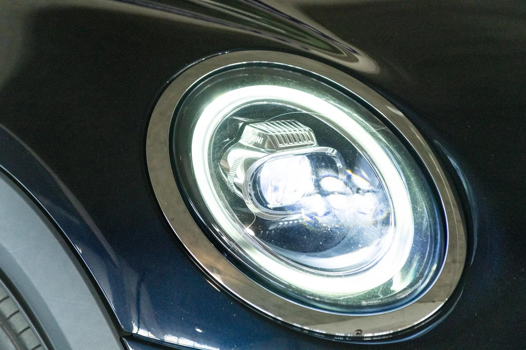2021 Mini Mini John Cooper Works 3rd Gen - Image 24 of 31
