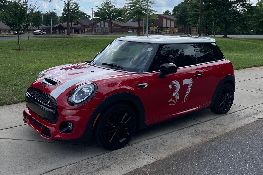2021 Mini Mini Cooper S 3rd Gen - Image 8 of 31