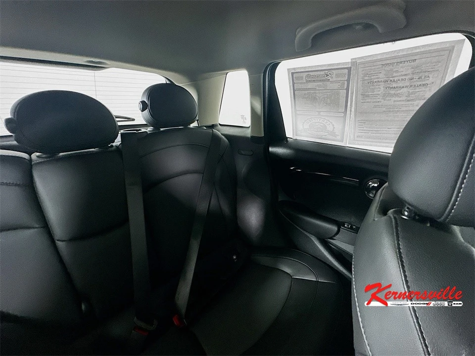 2021 Mini Mini Cooper S 3rd Gen - Image 14 of 21