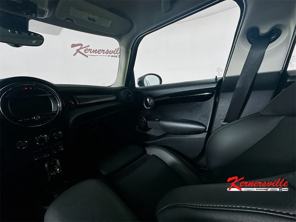 2021 Mini Mini Cooper S 3rd Gen - Image 11 of 12