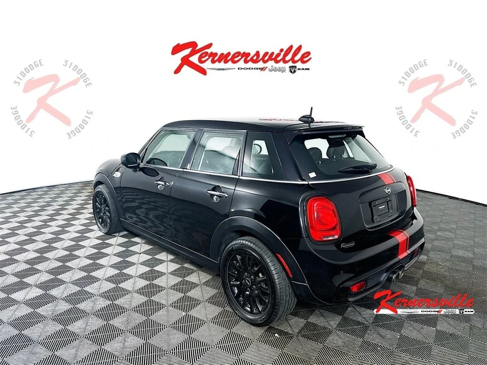 2021 Mini Mini Cooper S 3rd Gen - Image 5 of 12